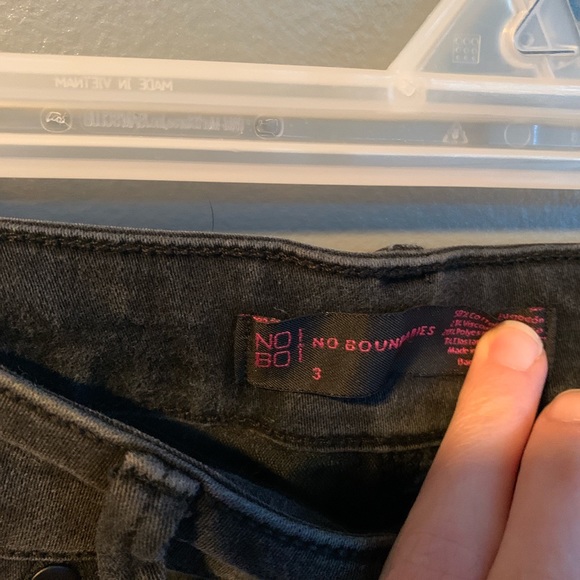 Basic Black Jeggings - Picture 2 of 4